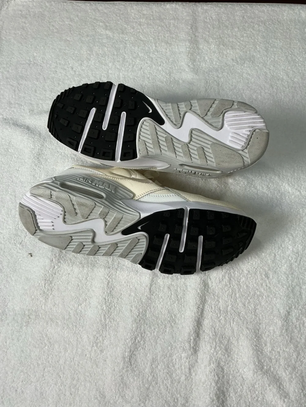 Nike Women's Air Max Sneakers in Cream and Light Gray